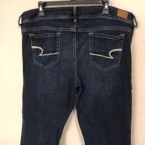American eagle women’s stretch boot cut jean 18
